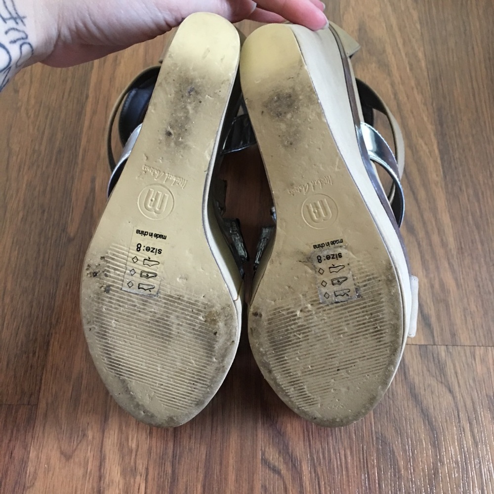 Michael Antonio size 8 wedge sandals - Picture 4 of 6